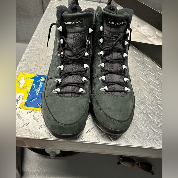 Jordan 9 Retro Anthracite 2015 EUC - Picture 6 of 9